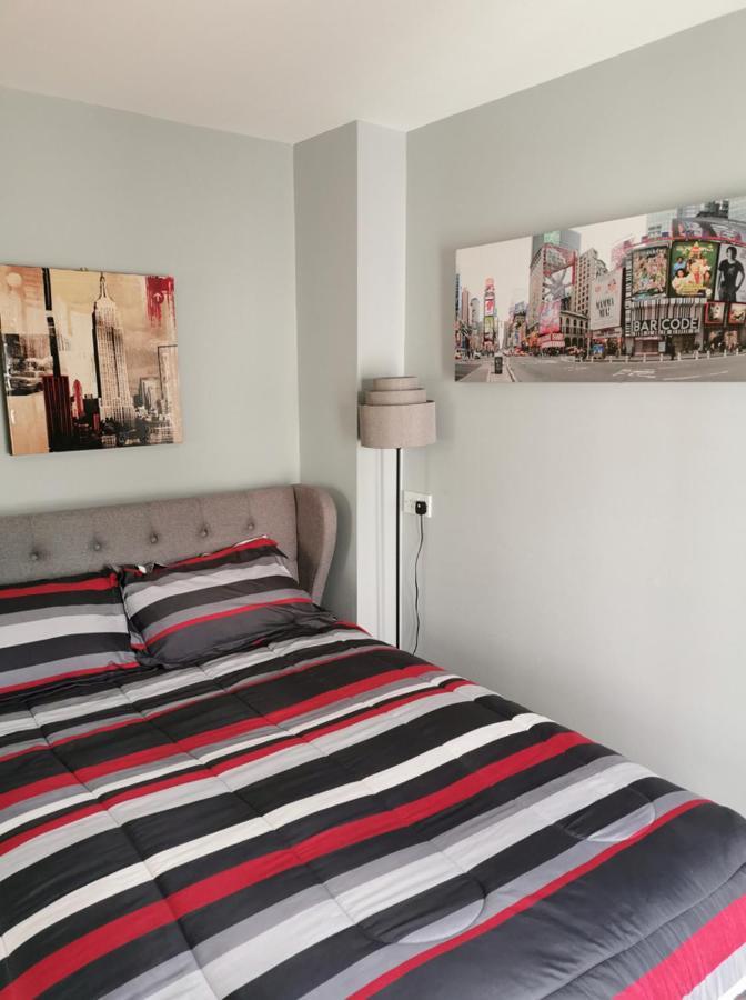 Conlyn House Bed & Breakfast Newcastle  Ngoại thất bức ảnh